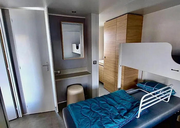 Apartamento 5 Etoiles Domaine La Yole, Mobilhome 5 Personnes