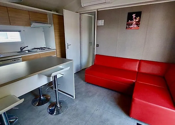 Apartamento 5 Etoiles Domaine La Yole, Mobilhome 5 Personnes